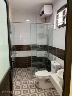 Bán nhà Dương Văn Bé, Vĩnh Tuy cách phố 10m, khu phân lô, ô tô đỗ cửa, DT 47m2x5T, giá 4,9 tỷ