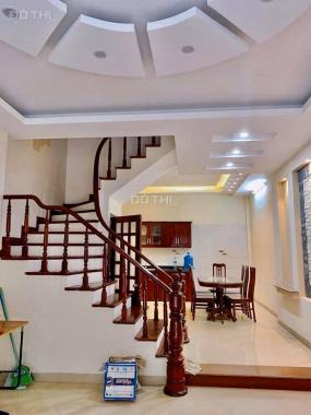 Nhà mới Đống Đa, đẹp hiện đại, phân lô ô tô tránh, Kinh doanh 52m2, 5 tầng, giá 8.95 tỷ