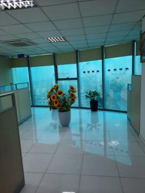 Cho thuê sàn văn phòng 110 m2 vị trí lô góc trong tòa nhà Hồ Gươm Plaza