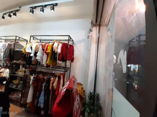 Sang nhượng cửa hàng quần áo thời trang DT 30 m2, MT 3,5m phố Lê Hồng Phong, Q. Hà Đông, Hà Nội