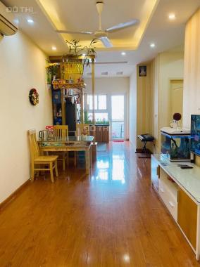 Bán căn hộ 2 phòng ngủ chung cư HH4C Linh Đàm 65m2, full nội thất giá 1,18 tỷ, LH: 0936686295
