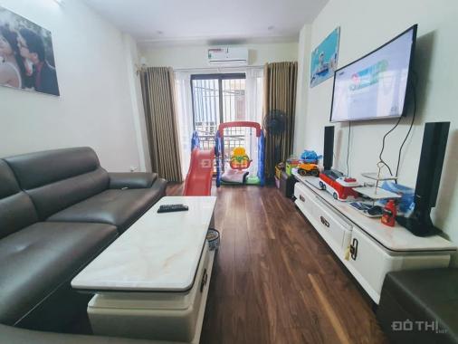 Nhà Hai Bà Trưng, DT: 26m2, 5 tầng. 1.85 tỷ