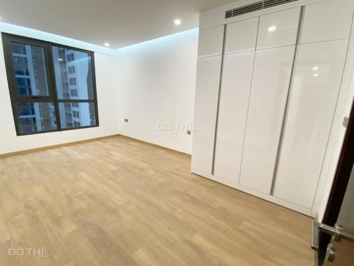 Bán giá gốc 3,38 tỷ căn hộ 83m2, 2PN full nội thất cao cấp như hình, LH 0983668091