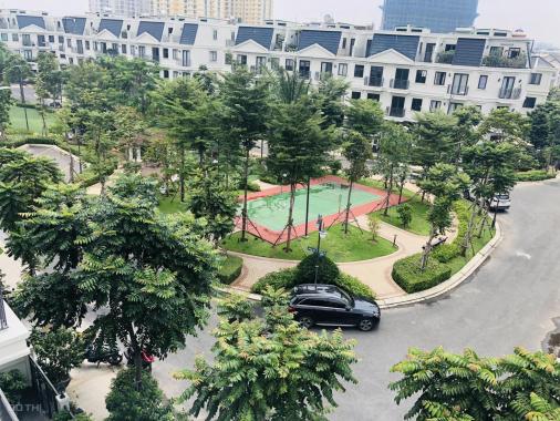 Chủ nhà cần bán 1 căn nhà phố Lakeview City, Quận 2, giá 9.8 tỷ còn thương lượng, LH 0907860179