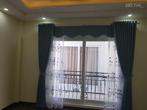 Nhà mới ở ngay, ô tô vào, phố vip Lâm Du - Bồ Đề, 32m2, 5 tầng, 3.4 tỷ. 0971320468