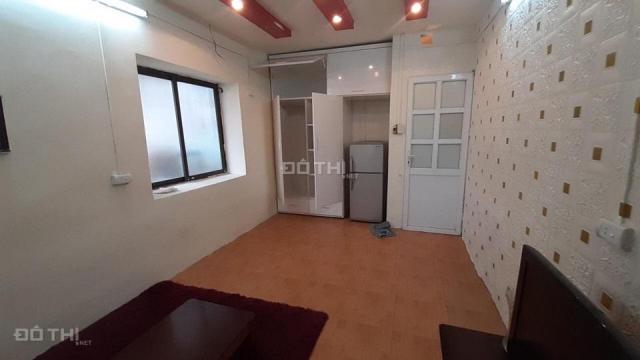 Hot quá rẻ nhà Hồng Mai, 22m2, 4 tầng, ngõ rộng ô tô đỗ cách nhà 3m, giá 1,9 tỷ, LH: 0971270752