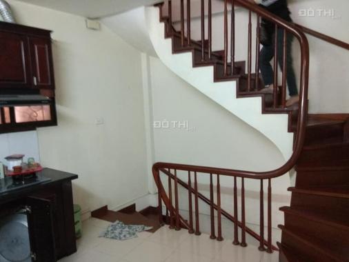 Hot quá rẻ nhà Hồng Mai, 22m2, 4 tầng, ngõ rộng ô tô đỗ cách nhà 3m, giá 1,9 tỷ, LH: 0971270752