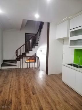 Bán nhà Vũ Trọng Phụng - Sát Hapulico - Cách phố 30m - Làm văn phòng vip - 48m2 x 6T. LH 0903070282