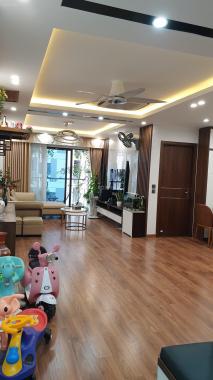 Bán cắt lỗ căn 90m2 3PN full nội thất đẹp, giá 2.79 tỷ CHCC Goldseason 47 Nguyễn Tuân, Thanh Xuân