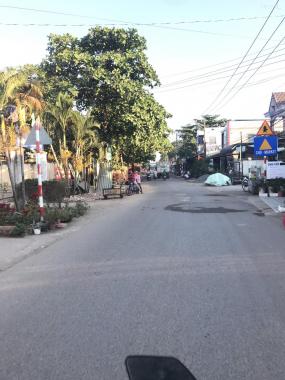 Tôi cần bán lô đất bên cạnh chợ tại xã Phú Đông, Nhơn Trạch