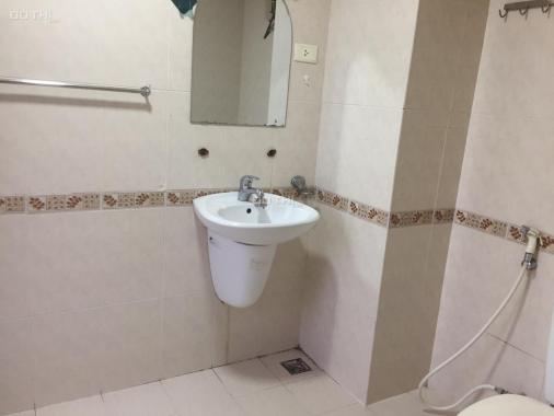 Tôi cần bán gấp căn hộ 125m2 4PN tòa CT4 Mỹ Đình Sông Đà giá 25 triệu/m2