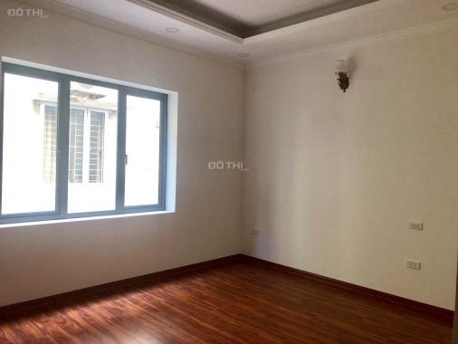 Một căn duy nhất, bán nhà 35m2, 4,5 tầng nở hậu, ô tô đỗ gần, Quang Trung, giá 2,1 tỷ