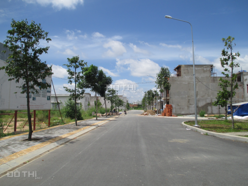 Cần bán đất ngay đường số 48 ngay cổng khu trung tâm thương mại Phú Định, phường 16 - Quận 8