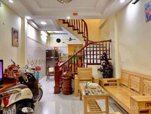 Cấp báo bán gấp nhà phố Nguyễn Lân, Thanh Xuân, 4 tỷ 3, nhà đẹp ở luôn, tặng nội thất 0396919255