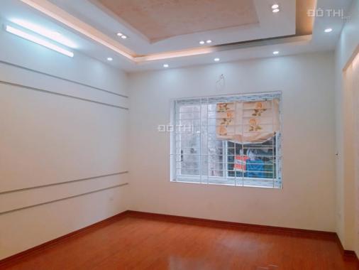 Bán nhà mặt phố Lương Thế Vinh, kinh doanh cực khủng, DT 85m2, 5 tầng, vỉa hè, giá 8.8 tỷ