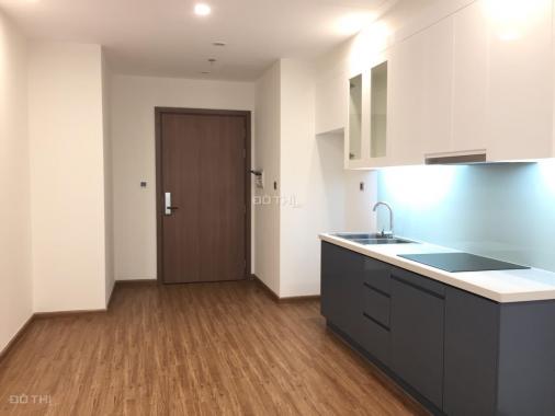 0975897169 bán căn hộ 2 phòng ngủ, 53m2, giá 1.8 tỷ tại Vinhomes Green Bay