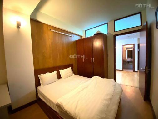 Bán tòa khách sạn phố Thái Hà 130m2, 11 tầng 46 phòng doanh thu 500tr/tháng
