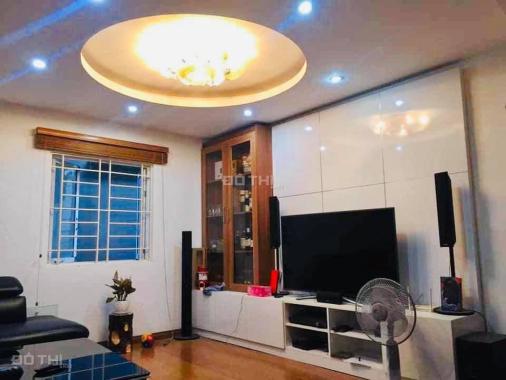 Bán nhà đẹp, sang phố Vũ Trọng Phụng, 39m2, 5T, MT 5m, giá bán 4,5 tỷ