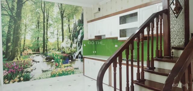 Bán nhà mặt ngõ kinh doanh tại Khương Đình, ôtô vào đến nhà. 40m2 x 5 tầng, 6 phòng, cách đường 15m