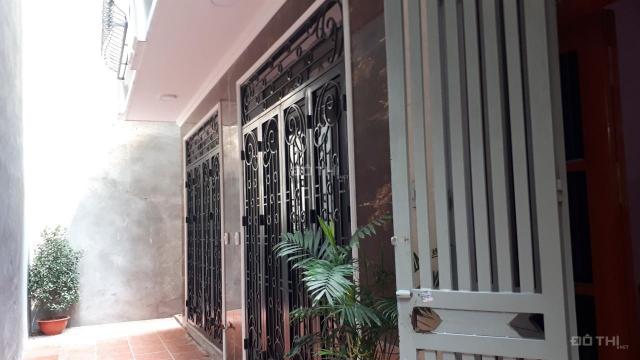 Nhà mới Đền Lừ, quận Hoàng Mai, DT 34m2 x 5T, giá 2.68 tỷ. Khách hàng lựa chọn 1 trong 2 căn