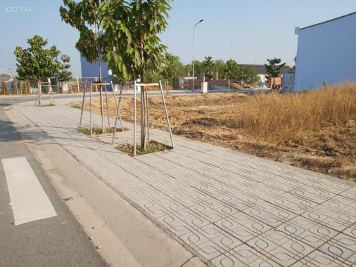 Bán đất tại đường 747A, Xã Tân Phước Khánh, Tân Uyên, Bình Dương diện tích 100m2 giá 900 triệu
