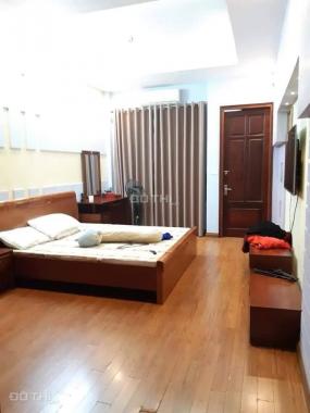 Bán gấp nhà phố Trần Khát Chân, Hai Bà Trưng, 60m2, 5T lô góc ô tô giá 3.4 tỷ. LH 0988964342