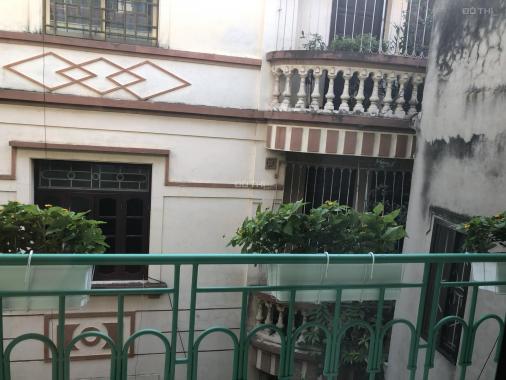 Cho thuê căn hộ tại phố Tạ Quang Bửu, Hà Nội diện tích 80m2, giá 9.5 triệu/tháng