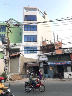 Bán nhà mặt tiền Huỳnh Tấn Phát, giá chỉ bằng nhà trong hẻm, có thang máy, giá hời 7.2 tỷ
