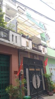 Cần bán nhà 2 sẹc Huỳnh Thị Hai, Quận 12, 2 lầu, đường 6m, giá 3 tỷ 700 tr