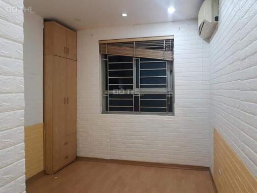 Bán nhà phố Phùng Khoang - TX, 38m2 xây 3 tầng, lô góc, ô tô vào nhà, phân lô cán bộ, giá 3,65 tỷ