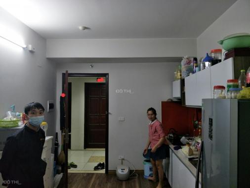 Bán căn hộ 57m2 chung cư Xuân Mai Tô Hiệu, ban công Đông Nam thoáng mát