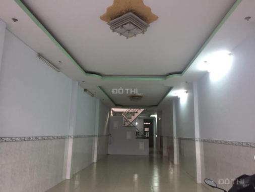 Bán nhà mặt tiền Bình Thạnh. DT: 150m2, LH: 0932155399