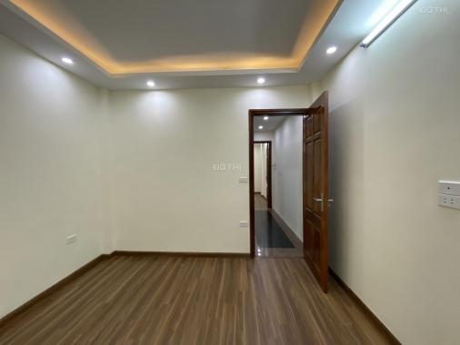 Khương Đình 40m2 x 5T gần mặt phố, ô tô đỗ cách nhà 20m gần Ngã Tư Sở, LH: 0868565800