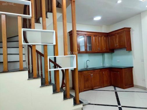 Bán nhà Vũ Tông Phan, Khương Trung, 30m2 xây mới 5 tầng, cách Ngã Tư Sở chỉ 400m