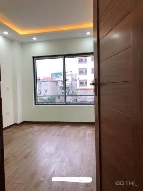 Bán nhà chia lô Hoàng Đạo Thành, Thanh Xuân 42m2 x 5 tầng mới, gara ô tô vào nhà