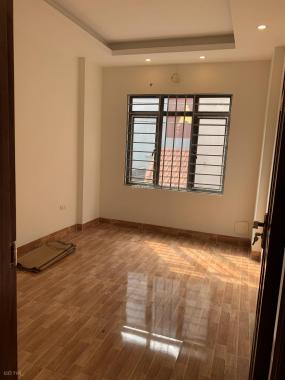 Bán nhà mới siêu rẻ 33m2*5 tầng, chỉ 2.35 tỷ, phố Lê Trọng Tấn, La Khê, Hà Đông