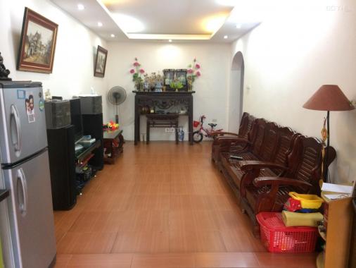 Bán căn hộ tầng 2 khu tập thể Bộ Tư Lệnh Lăng Kim Mã Thượng, Ba Đình