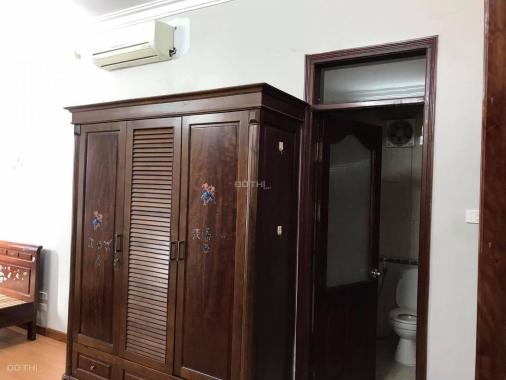 Chính chủ cho thuê CC 17T5 Trung Hòa Nhân Chính, Hoàng Đạo Thúy 120m2, đủ đồ, 2PN, 11,5 tr/th