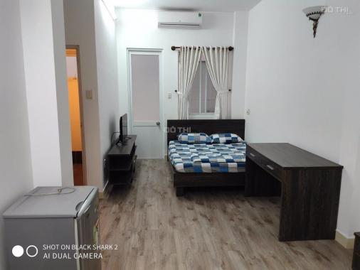 Cho thuê căn hộ 345 Trần Hưng Đạo, Quận 1, 1PN, nội thất mới cao cấp, giá cho thuê cực rẻ
