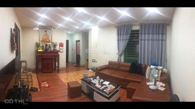 Cần bán gấp căn hộ chung cư tại KĐT Việt Hưng, Long Biên, 96m2, giá: 1,5 tỷ. LH: 0984373362