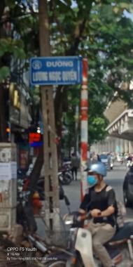 Chuyển nhượng CHTT Lương Ngọc Quyến đối diện chợ Phùng Khoang - Nguyễn Trãi, tiện đường, trường