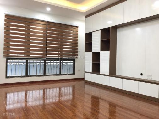 Bán nhà xây mới Nguyễn Đình Hoàn, Cầu Giấy 6.3 tỷ, 42m2x6T, thang máy tiện kinh doanh, ôtô đỗ cửa