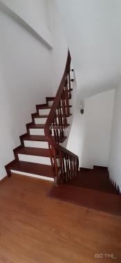 Bán nhà đẹp Võng Thị, thang máy, kinh doanh, công ty, apartmen 7.5 tỷ