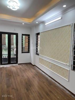 Nhà phố Hoàng Mai DT 36 m2, 5 tầng, mới đẹp, về ở luôn