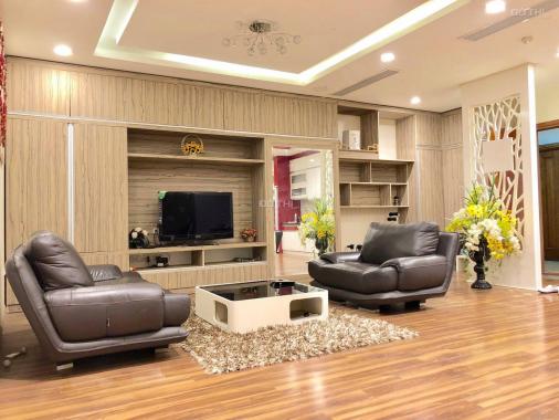 Chính chủ cho thuê căn hộ tại Golden Palm - Lê Văn Lương, 89m2, 2 PN sáng, đủ đồ đẹp, hướng mát