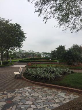 Bán nhanh suất ngoại giao biệt thự diện tích 225m2, view công viên Thiên Văn Học, giá tốt