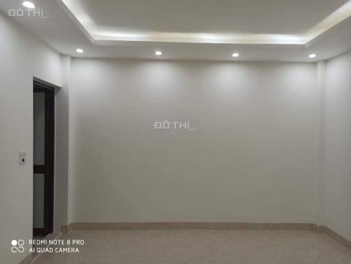 Bán nhà La Khê, 38m2x5T, ô tô 15m ở ngay nhỉnh 2 tỷ, LH: 0865659993