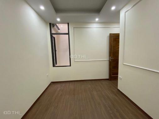 Bán nhà Nhân Hòa, Thanh Xuân, DT 42m2, 5T, giá 4,9 tỷ, nhà mới thiết kế đẹp, ô tô đỗ cách 15m