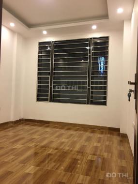 Bán nhà đường Quang Lãm, gần UBND, phường 38m2*4T, hoàn thiện full nội thất, giá 1.6tỷ. 0337877889