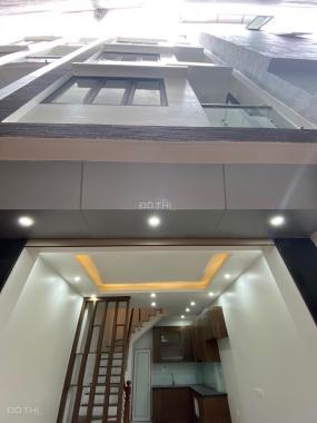 Bán nhà Khương Đình 30m2 * 5T xây mới giá 2,95 tỷ ngõ thông gần hồ Hạ Đình. LH 0972638668